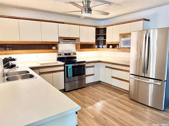 5th image of 405 3rd AVENUE S