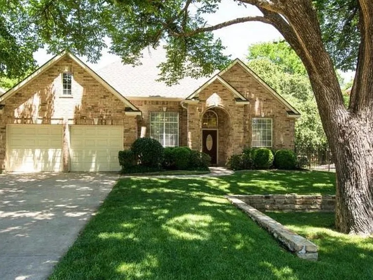 3408 Diamond Point Dr — Photo 1