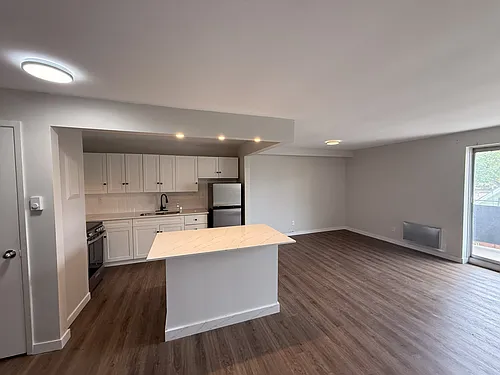 76 Tecumseh Rd E #706 Photo 1