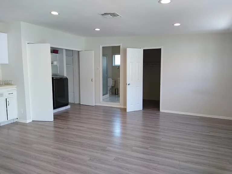 hardwood floor