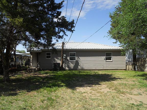 3rd image of 1612 Lee St