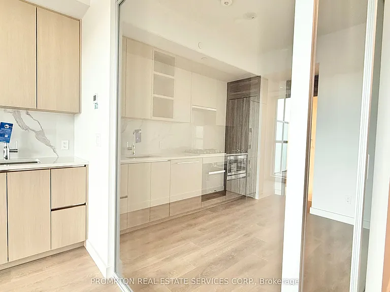 68 Esther Shiner Blvd #557 — Photo 15