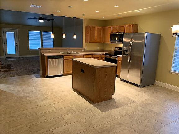 5th image of 603 Overton Dr