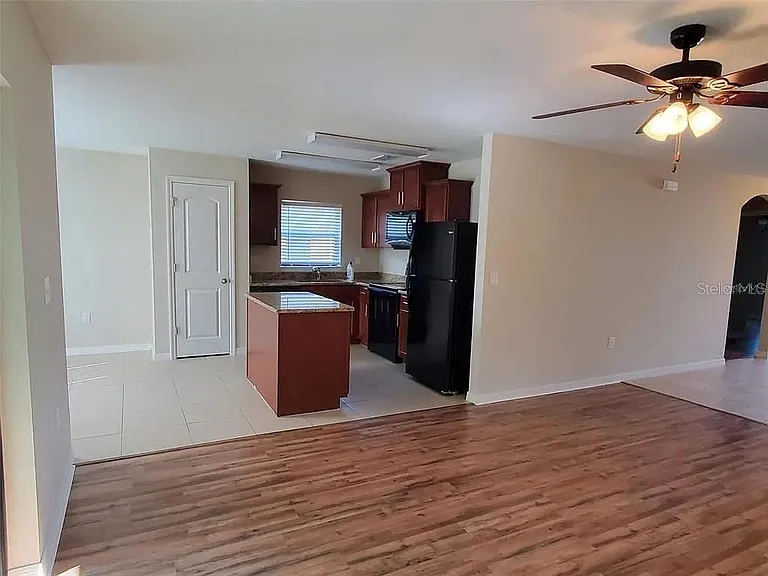 4567 Barbuda Dr — Photo 4
