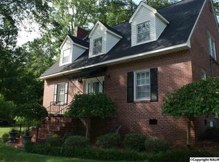 808 Reynolds Cir, Gadsden, AL 35901