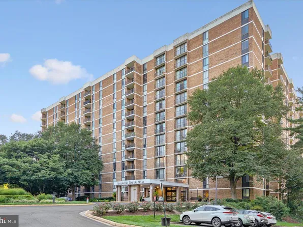 2300 Pimmit Dr APT 414, Falls Church, VA 22043