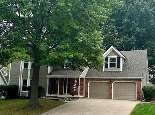 7807 N Park Ave, Gladstone, MO 64118