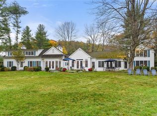 89 Stone Hill Rd, Bedford, NY 10506