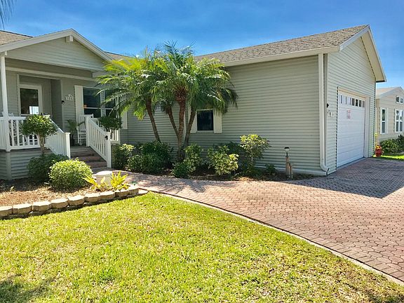 3rd image of 356 Country Meadows Blvd