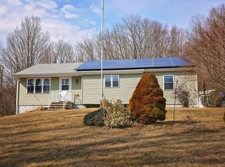 118 County Rd, Huntington, MA 01050