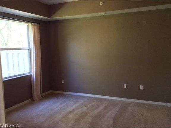 3rd image of 1425 Mariposa Cir #13-101