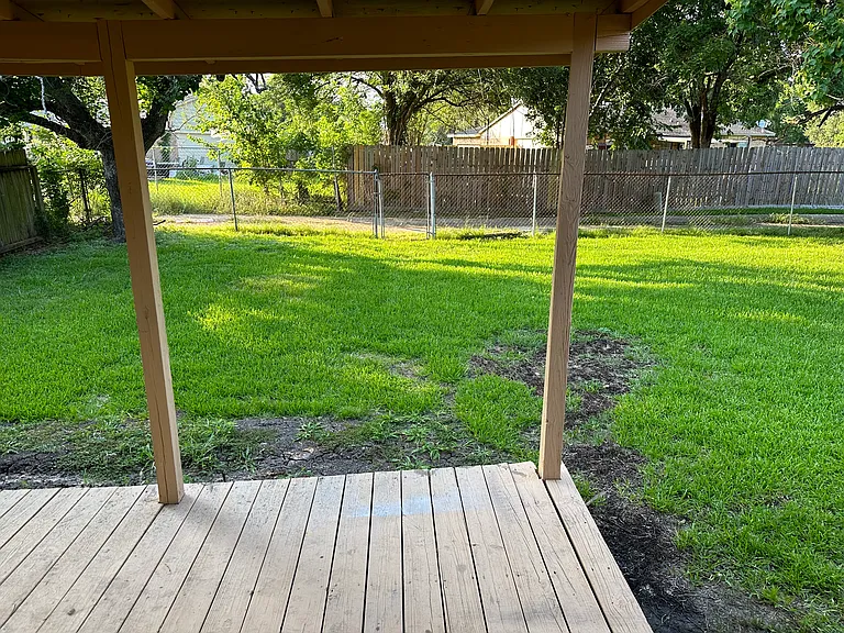 14419 Flair Dr — Photo 20