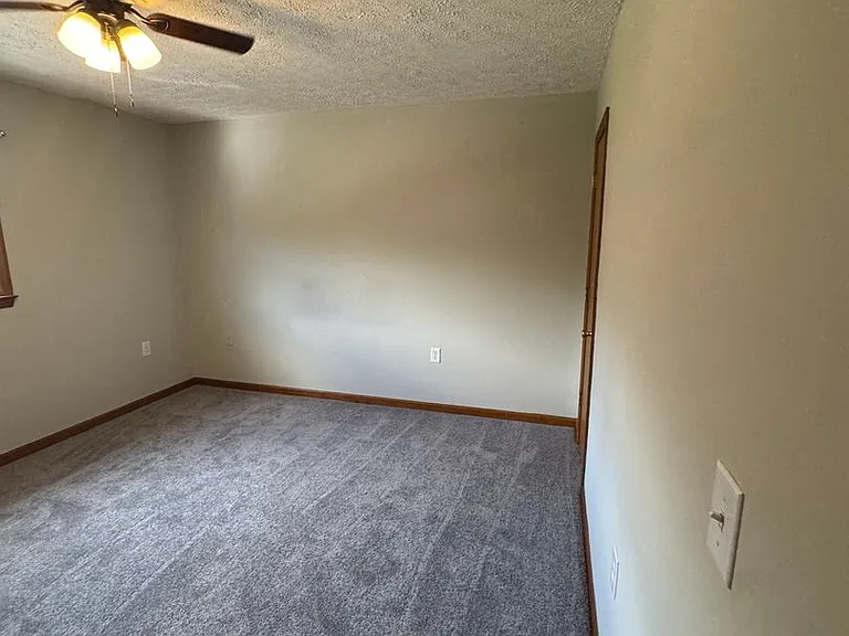 4774 Mayfield Dr #1-4 — Photo 9