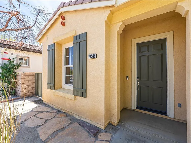 26345 Avenida Quintana — Photo 14