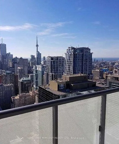 15 Grenville St #4510 — Photo 10
