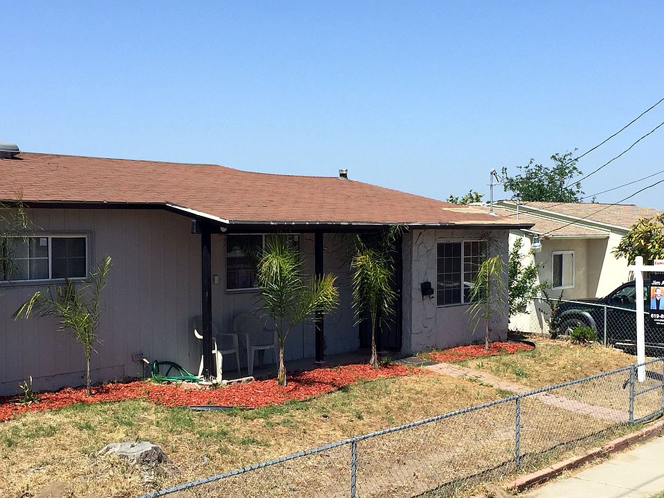 1st image of 824 Bonsall St