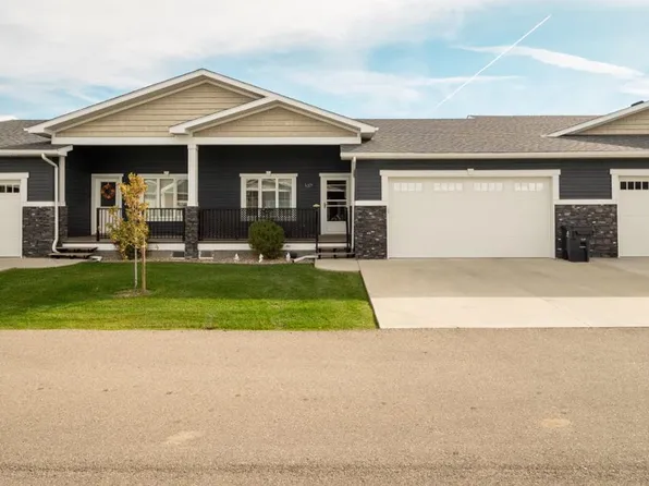 179 Fairmont Blvd W #3, Lethbridge, AB T1K 7E8