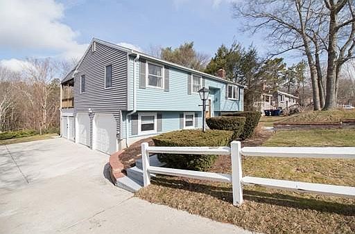 1st image of 20 High Pine Dr