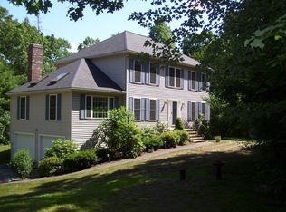 18 Aladdin Rd, Windham, NH 03087