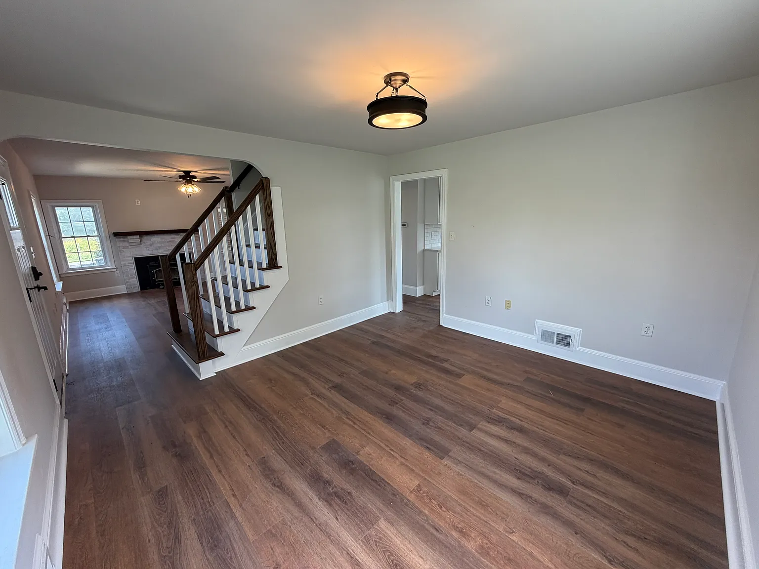 2 bed, 1.5 bath, 1209 sqft, $2,950 — Photo 4
