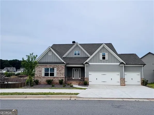 120 Cherokee Rose Ln, Hoschton, GA 30548