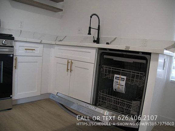 2nd image of 3160 Warwick Ave #4