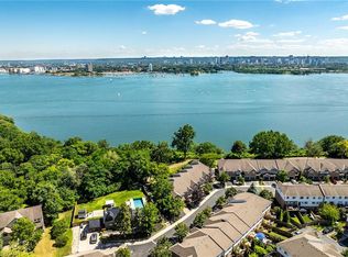 710 Spring Gardens Rd #99, Burlington, ON L7T4K7