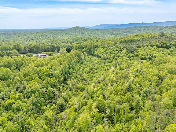 5th image of 928 Ahart Ridge Rd