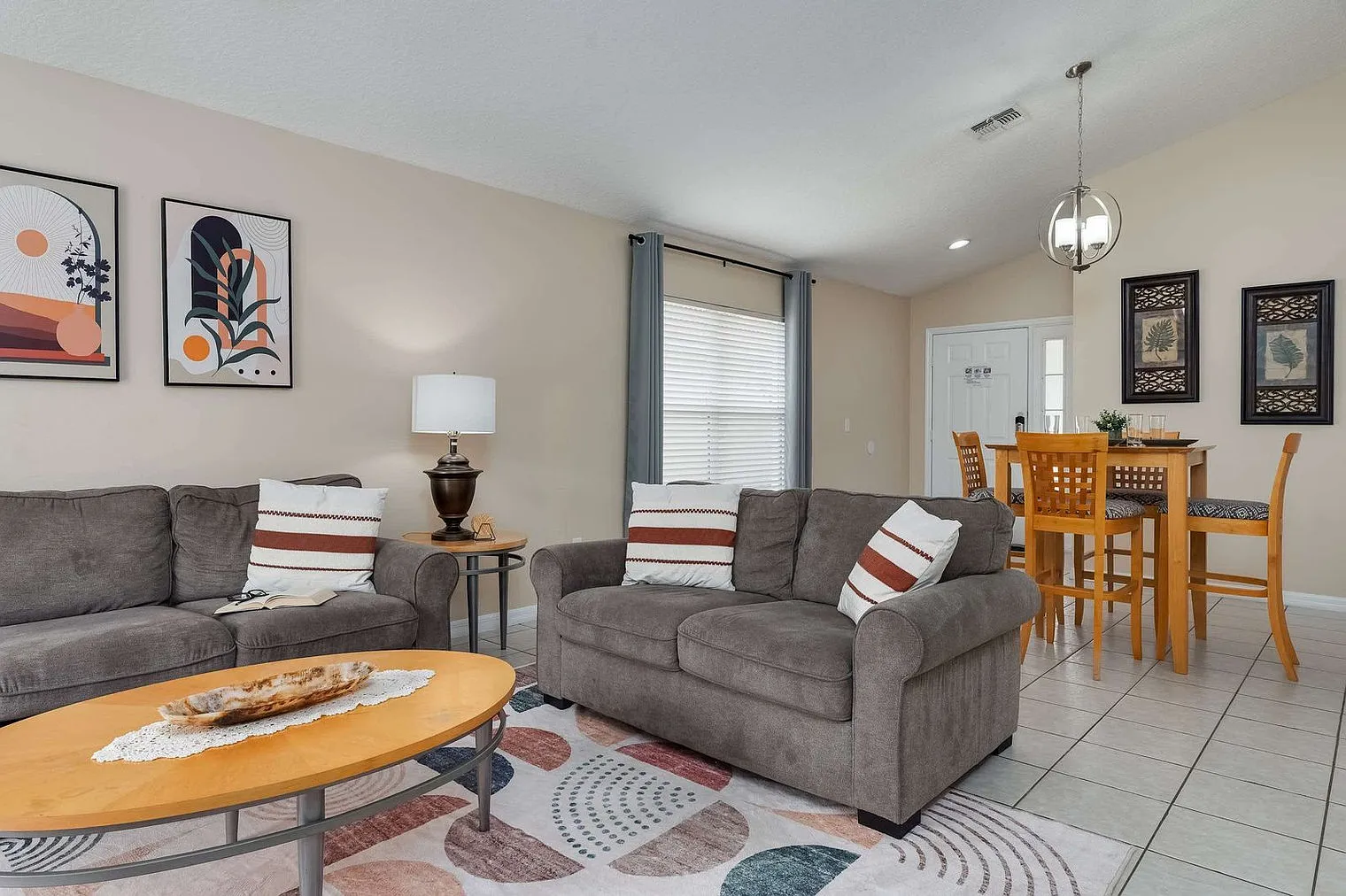 4 bed, 3.0 bath, 1636 sqft, $4,171 — Photo 3