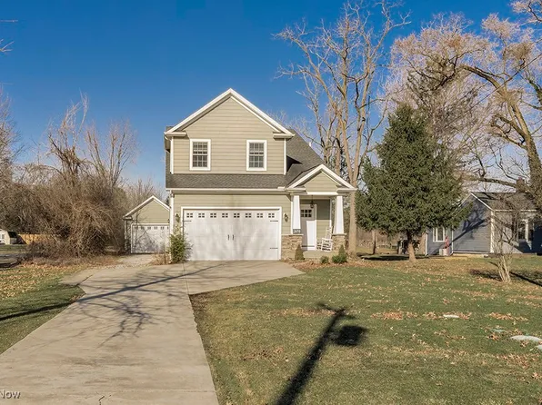 2694 Northampton Rd, Cuyahoga Falls, OH 44223