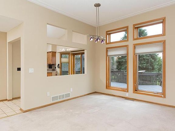 4th image of 8139 Dakota Ln
