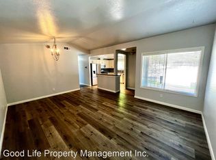 266 Oleander Dr, Oceanside, CA 92057