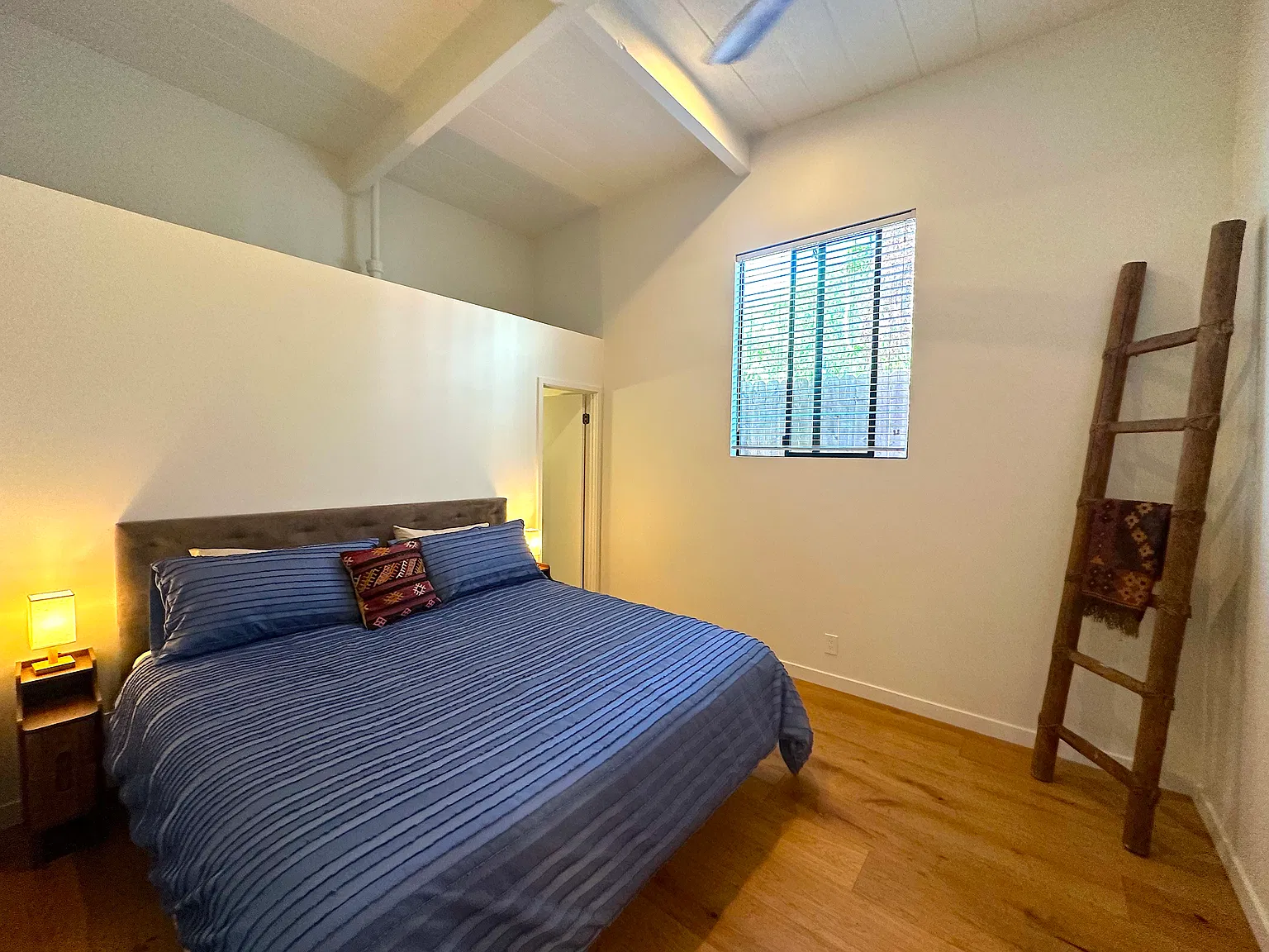 E Cliff St, Solana Beach — Photo 2