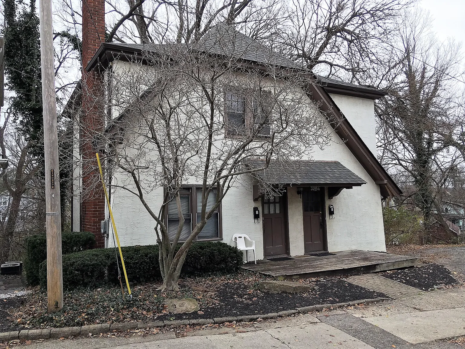 3264 Berwyn Pl photo 1