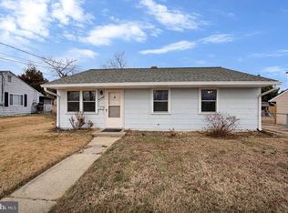 908 Shelby Dr, Oxon Hill, MD 20745