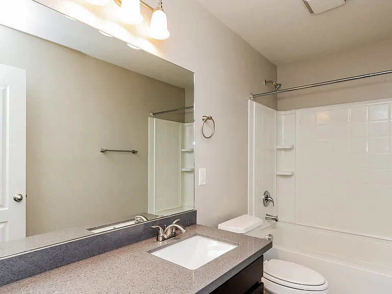 7458 Earnshaw Ave — Photo 15