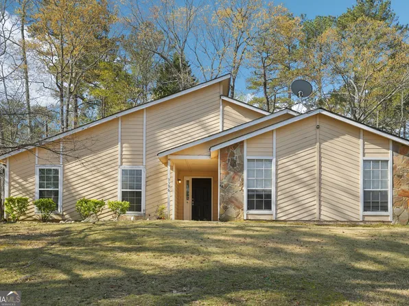 3396 Framingham Dr, Lithonia, GA 30038