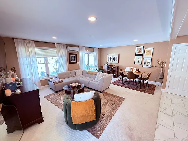 1325 Meriden Ave #A & B — Photo 12