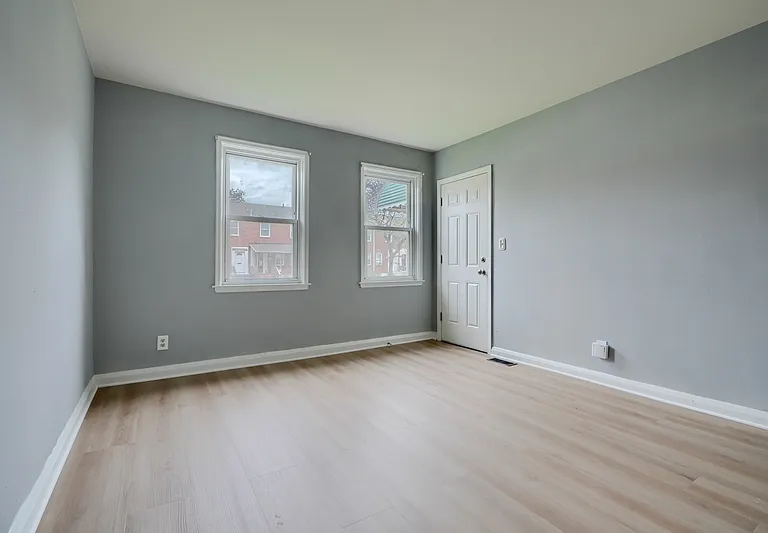 2976 Cornwall Rd #1 — Photo 7