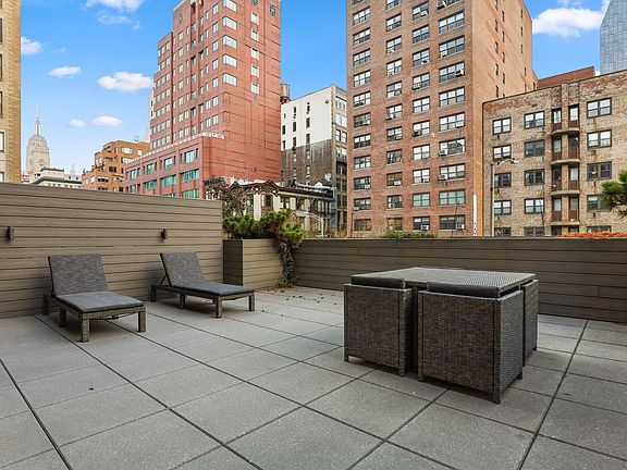 3rd image of 101 W 15th St APT 227