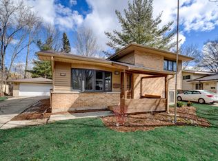 338 Winnebago St, Park Forest, IL