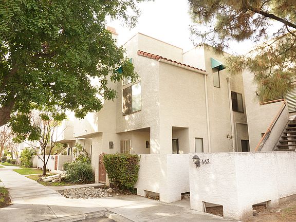 2nd image of 661 Park Shadow Ct