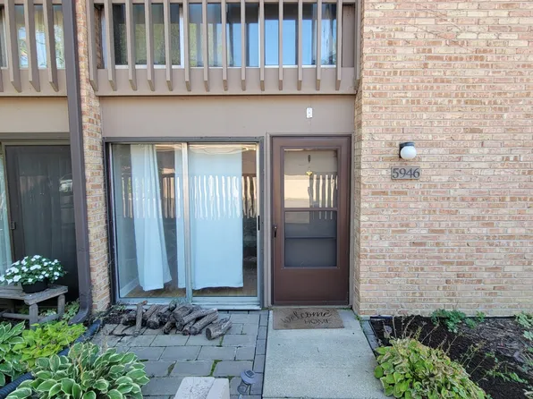 5946 Meadow Dr #152-G, Lisle, IL 60532