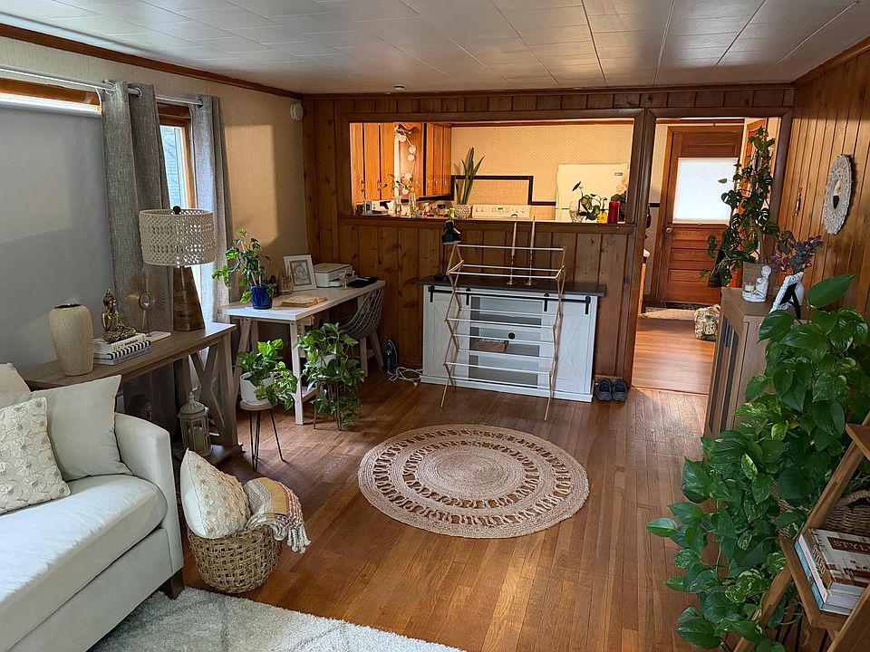 1st image of 77 Chapman St #1