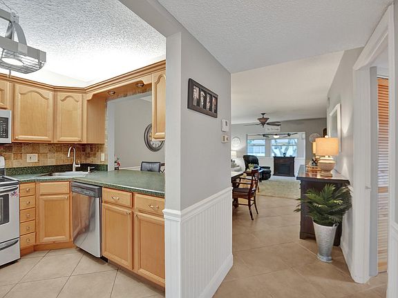 5th image of 7490 NW 1st Street #202