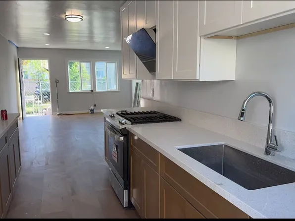 215 N Alhambra Ave #D, Monterey Park, CA 91755