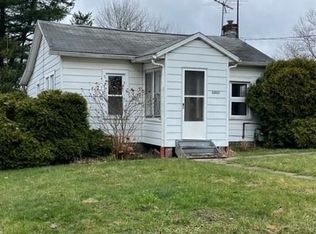 4038 Pardee Rd, Stow, OH 44224