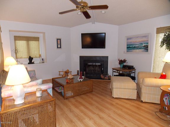 4th image of 117 Bay Club Cir #3T