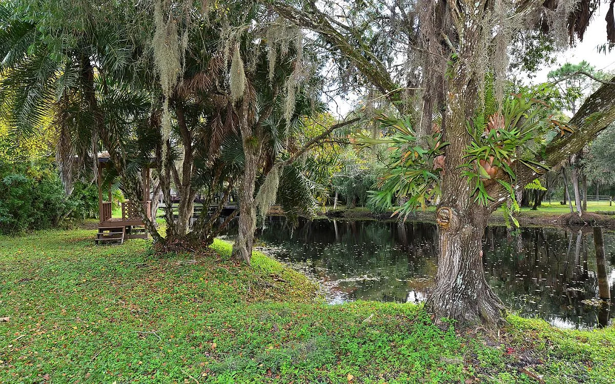 3 bed, 1616 sqft, $2,495 — Photo 4