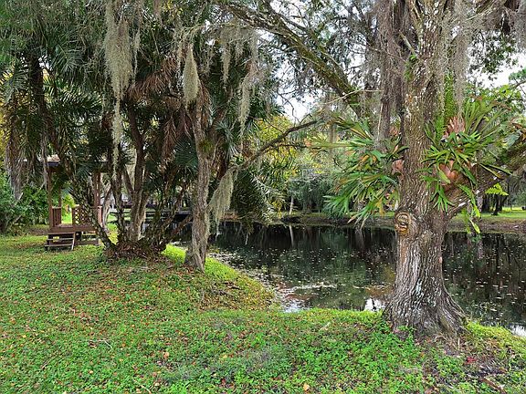 4th image of 8260 Ibis St